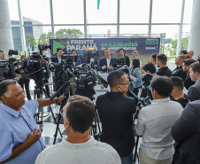  governador Carlos Massa Ratinho Junior anunciou nesta terça-feira (07) um pacote bilionário de investimentos em infraestrutura em diversas regiões do Paraná. 