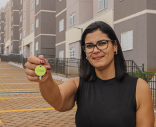 Londrina, 25 de fevereiro de 2023 - Entrega das chaves do Residencial Solar di Ravello, com familias contempladas pelo programa Casa Fácil.