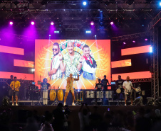 SHOWS