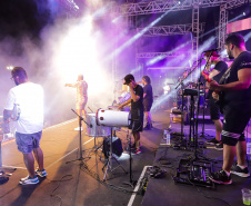 SHOWS