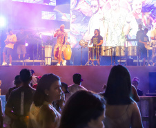SHOWS