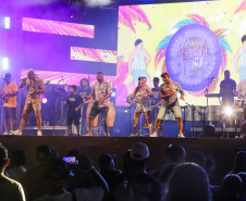 SHOWS