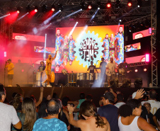 SHOWS