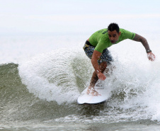 Surf e Cross Games movimentam o fim de semana esportivo do Verão Maior Paraná