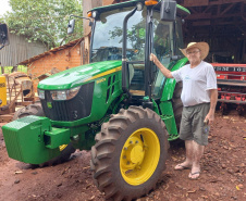  Agricultor renova maquinário com programa do Estado e crédito do BRDE