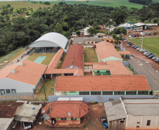 Manoel Ribas, 02 de fevereiro do 2023 - O governador Carlos Massa Ratinho Junior entregou na manhã desta quinta-feira as obras de ampliação no Colégio Estadual Indígena Cacique Gregório Kaekchot, na terra indigina Ivaí. 