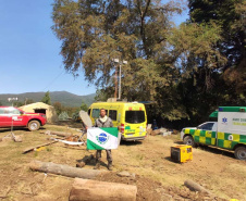  equipe paranaense que integra a Força Nacional no combate aos incêndios no Chile. Sargento do Corpo de Bombeiros Natanael Ronerson Kovalski e soldado da Polícia Militar Geovane Lins Mota dos Santos