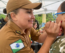 Polícia Militar realiza ação voltada para as crianças durante o Carnaval no Litoral