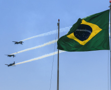 Esquadrilha da Fumaça fará apresentação especial no aniversário do Porto de Paranaguá