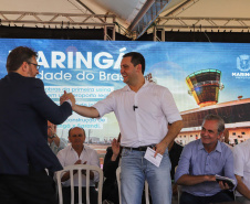  O governador Carlos Massa Ratinho Junior anunciou o início da usina fotovoltaica no aeroporto de Maringá.