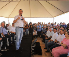  O governador Carlos Massa Ratinho Junior anunciou o início da usina fotovoltaica no aeroporto de Maringá.