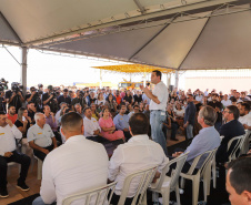  O governador Carlos Massa Ratinho Junior anunciou o início da usina fotovoltaica no aeroporto de Maringá.