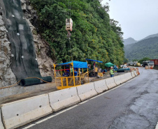 Obra do DER no km 41 da BR-277 chega a 70% de execução neste final de semana 