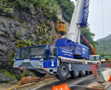 Obra do DER no km 41 da BR-277 chega a 70% de execução neste final de semana 