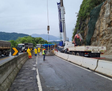 Obra do DER no km 41 da BR-277 chega a 70% de execução neste final de semana 