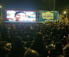 Cinema na Praça Curitiba