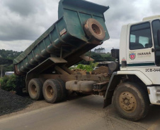 DER/PR recupera rapidamente quedas de barreiras em rodovia nos Campos Gerais