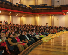 No Dia da Mulher, o governo do Paraná, por meio da Escola de Gestão, realizou homenagem no Canal da Música.