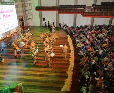 No Dia da Mulher, o governo do Paraná, por meio da Escola de Gestão, realizou homenagem no Canal da Música.