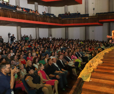 No Dia da Mulher, o governo do Paraná, por meio da Escola de Gestão, realizou homenagem no Canal da Música.