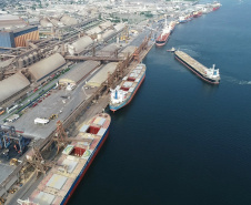  Novas tabelas tarifárias entram em vigor no próximo dia 1 nos portos do Paraná