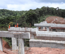 Obra na Rodovia dos Minérios tem avanços na construção de viadutos e pontes 