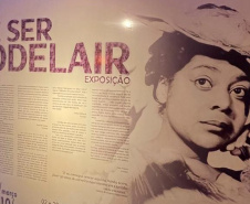 Exposição e peça rememoram a atriz Odelair Rodrigues