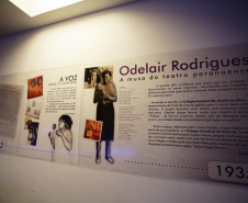 Exposição e peça rememoram a atriz Odelair Rodrigues