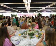 A primeira-dama do Paraná, Luciana Saito Massa, presidiu nesta terça-feira (21) o II Encontro das Primeiras-Damas do Paraná — A Força da Mulher Paranaense, no Museu Oscar Niemeyer, em Curitiba. 