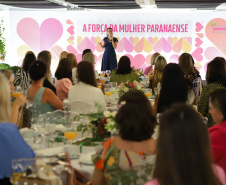 A primeira-dama do Paraná, Luciana Saito Massa, presidiu nesta terça-feira (21) o II Encontro das Primeiras-Damas do Paraná — A Força da Mulher Paranaense, no Museu Oscar Niemeyer, em Curitiba. 