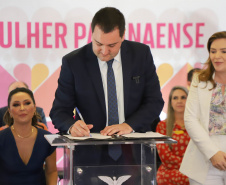 O governador Carlos Massa Ratinho Junior sancionou nesta terça-feira (21) a criação do Fundo Estadual dos Direitos da Mulher (FEDIM/PR). 