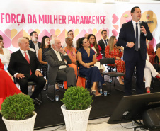O governador Carlos Massa Ratinho Junior anunciou nesta terça-feira (21) um pacote de ações do Governo do Estado focadas na promoção da igualdade de gênero e combate à violência contra a mulher.