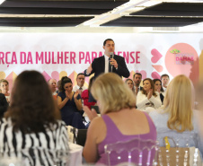 O governador Carlos Massa Ratinho Junior anunciou nesta terça-feira (21) um pacote de ações do Governo do Estado focadas na promoção da igualdade de gênero e combate à violência contra a mulher.