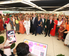 O governador Carlos Massa Ratinho Junior anunciou nesta terça-feira (21) um pacote de ações do Governo do Estado focadas na promoção da igualdade de gênero e combate à violência contra a mulher.