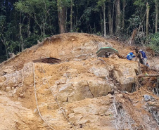 Estrada da Graciosa tem frentes de trabalho em quatro quilômetros