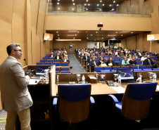 Paraná apresenta proposta de modelo de concessão portuária em evento da OAB-SP