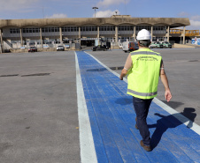 Porto de Paranaguá ganha nova sinalização horizontal e vertical na faixa primária