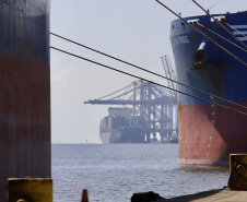  Novas tabelas tarifárias entram em vigor no próximo dia 1 nos portos do Paraná