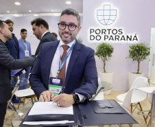 Portos do Paraná assina novo contrato de arrendamento para área localizada no cais do Porto de Paranaguá