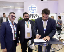 Portos do Paraná assina novo contrato de arrendamento para área localizada no cais do Porto de Paranaguá