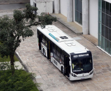Ônibus movido 100% a GNV é uma das atrações da COMPAGAS no Smart City Expo Curitiba.