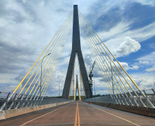 Ponte - Solda da via de rolamento da Plataforma de Inspeção e Manutenção da Ponte