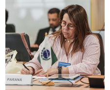 Fazenda Estadual concede Mérito Fazendário do Paraná durante a 40ª Reunião do Comsefaz