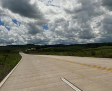 Obra emblemática do Sudoeste, Whitetopping da PRC-280 recebe últimos ajustes 