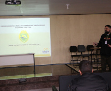 Governo do Paraná realiza palestras com forças policiais para abordagens de pessoas com Transtorno do Espectro Autista (TEA)