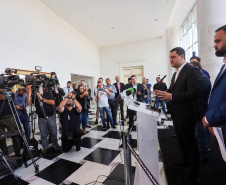 Coletiva segurança escola