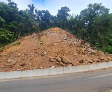 Estrada da Graciosa permanece recebendo obras emergenciais