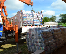 Copel entrega 94 toneladas de alimentos a instituições de educação e assistência social