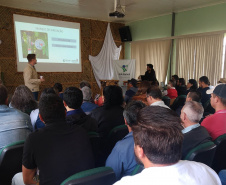 Produção agroecológica ganha impulso com encontro em estação de pesquisa