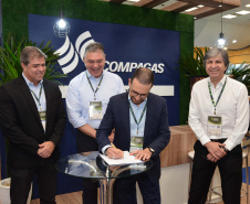 Compagas e Scania anunciam parceria para impulsionar GNV e biometano em veículos pesados